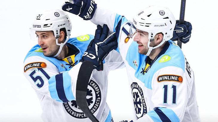 Вячеслав Лещенко (слева)