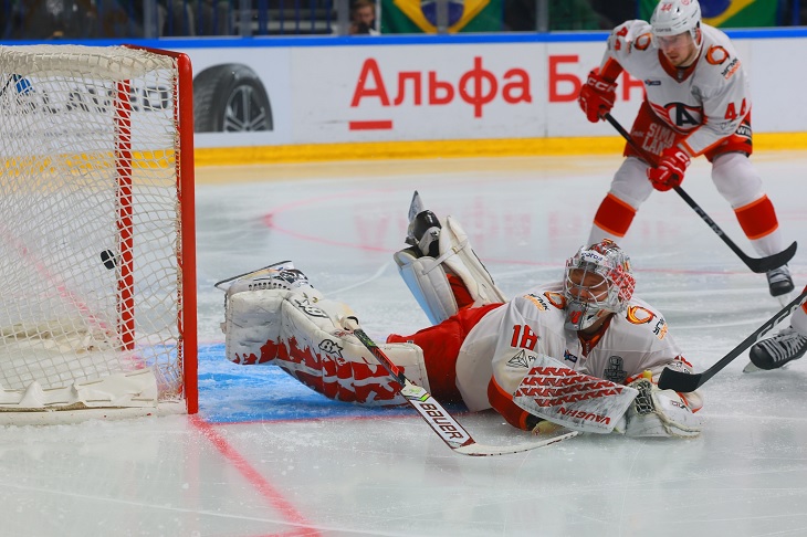 Евгений Аликин и Дмитрий Юдин («Автомобилист»)