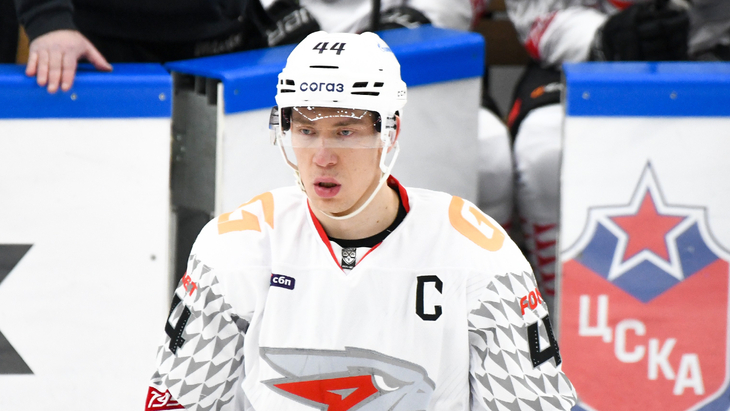 Дамир Шарипзянов — защитник «Авангарда»