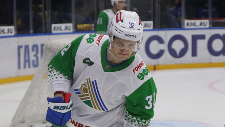 Сергей Варлов — защитник «Салавата Юлаева»