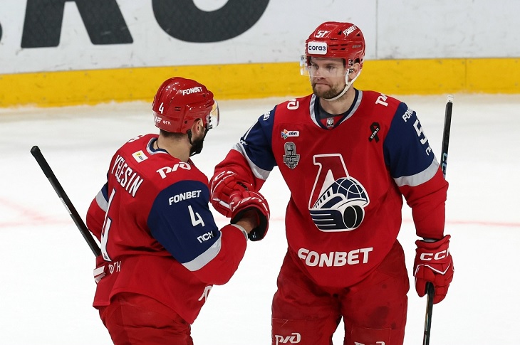 Александр Елесин и Байрон Фрейз («Локомотив»)