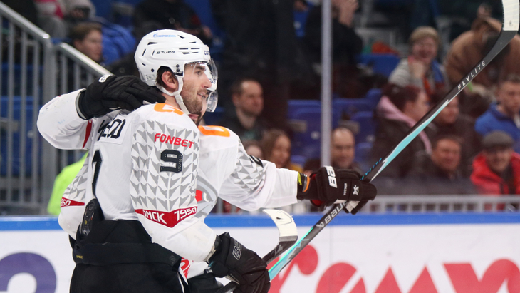 «Авангард» обыграл «Локомотив»