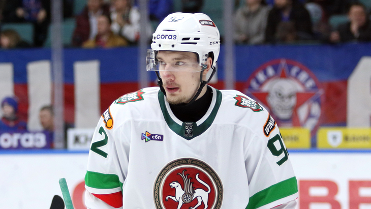 Дмитрий Кателевский — нападающий «Ак Барса»