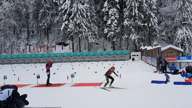 Фрагмент с огневого рубежа