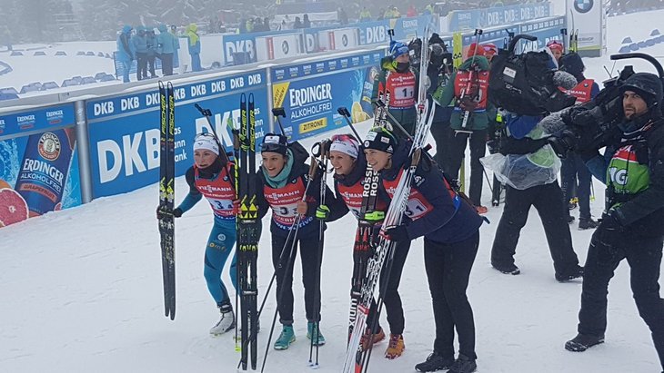 Биатлонистки сборной Франции