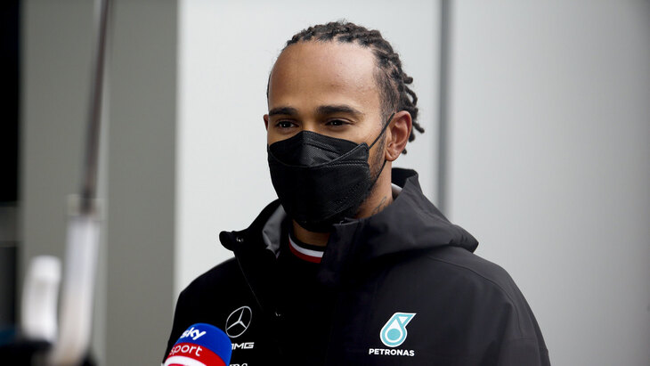 Льюис Хэмилтон