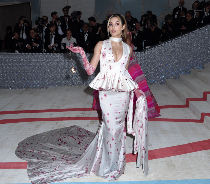 Эйлин Гу на Мет Гала