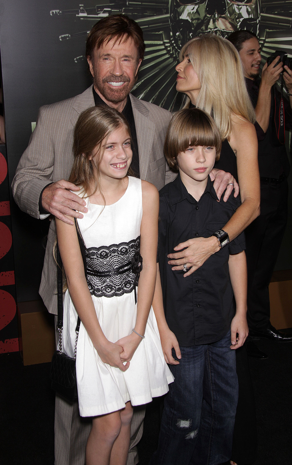 Чак Норрис с семьёй. Лос-Анджелес, 2012 год