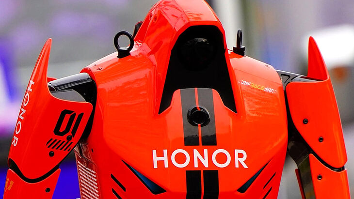 Lightning — самый быстрый двуногий на Земле