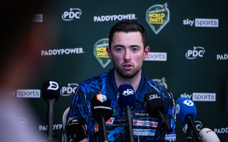 Люк Хамфрис — английский дартсмен, чемпион мира 2024 года