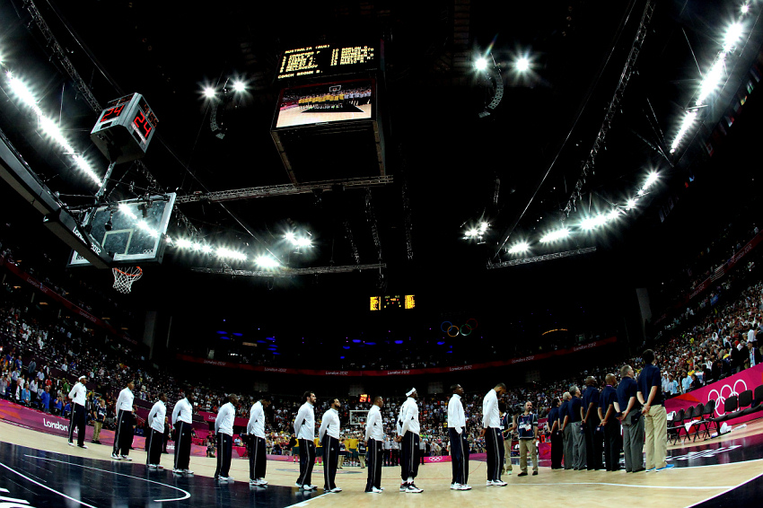 Баскетбольный четвертьфинал: США - Австралия