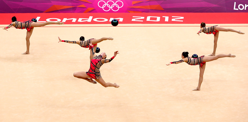 Золото российских «художниц» в групповом многоборье