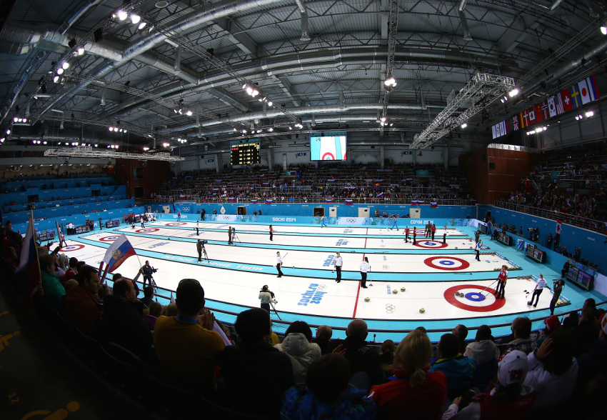 Первые матчи сборных России по керлингу