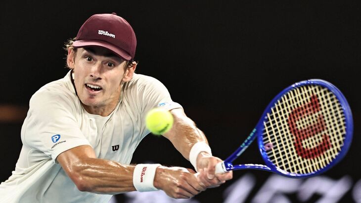 Алекс де Минор