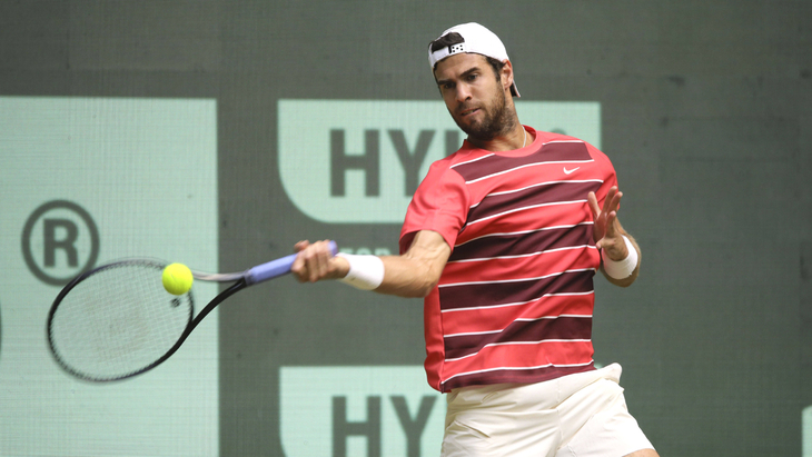 Карен Хачанов