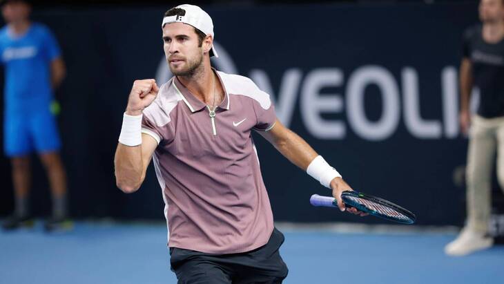 Карен Хачанов