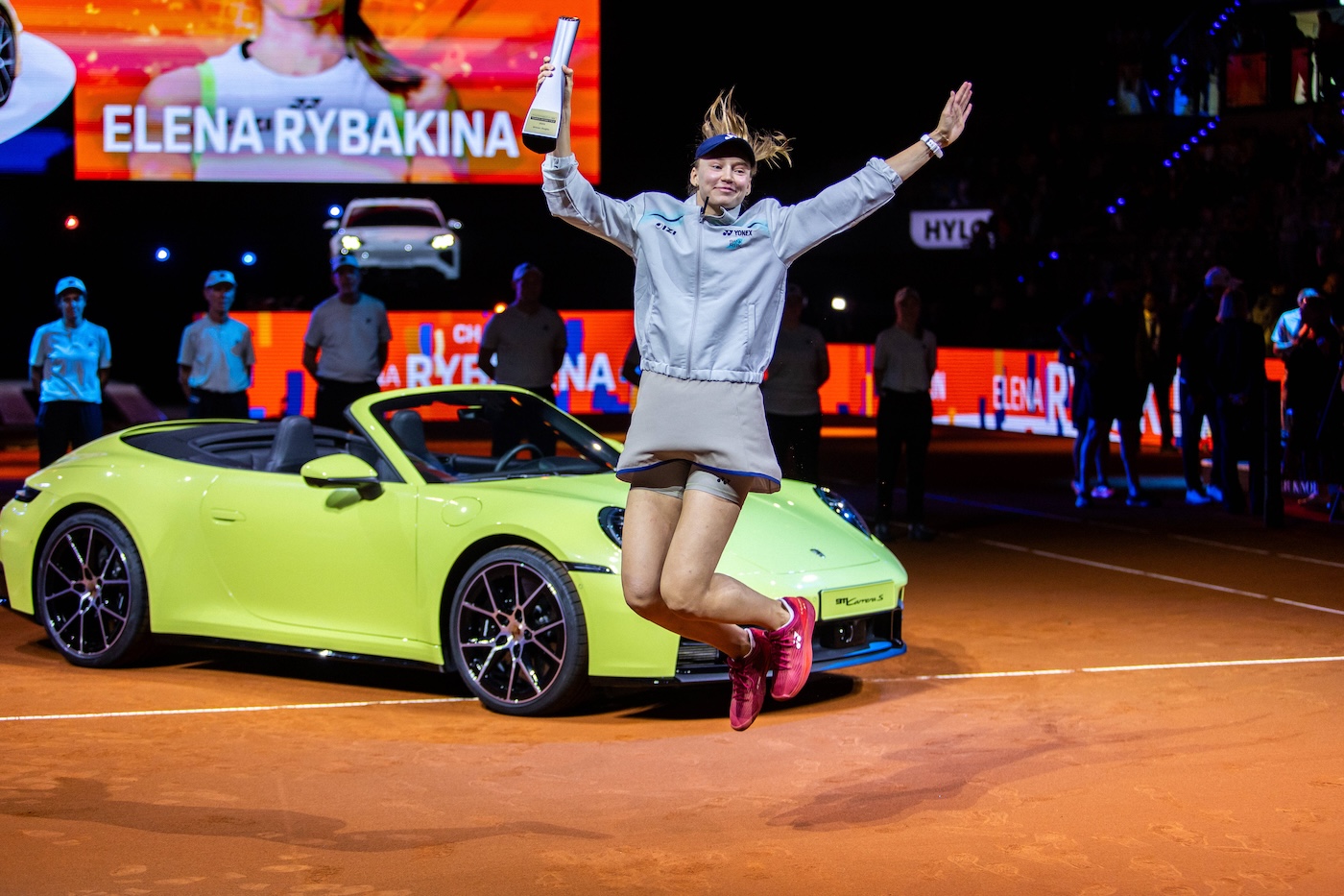 Елена Рыбакина