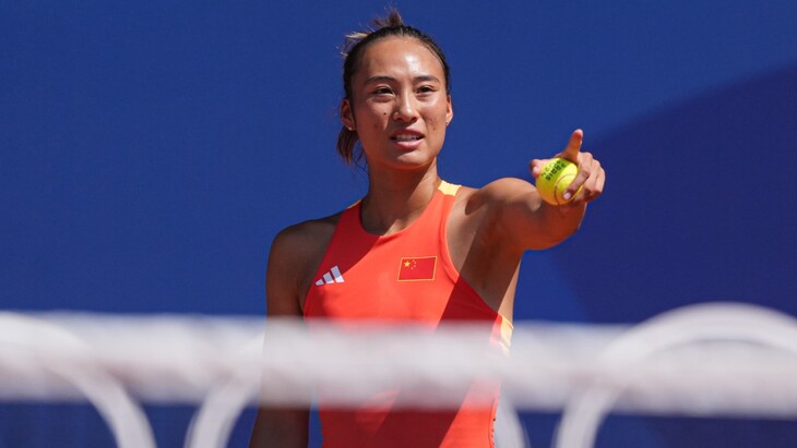 <strong>Чжэн Циньвэнь</strong>