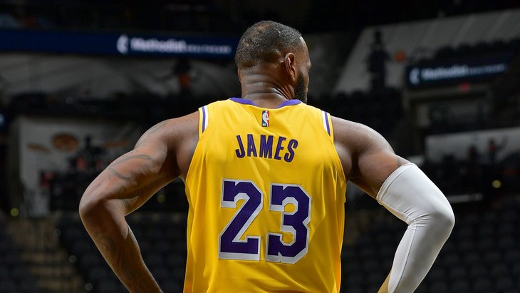 Леброн Джеймс