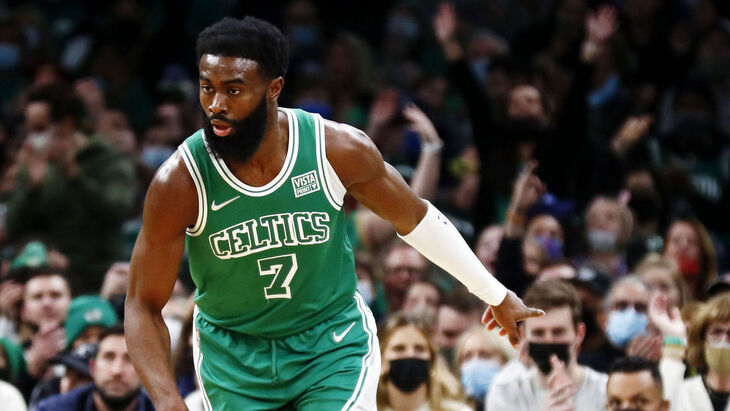 Джейлен Браун