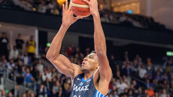 Яннис Адетокунбо, игрок «Милуоки Бакс»