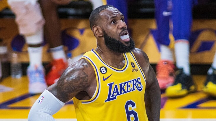 Леброн Джеймс