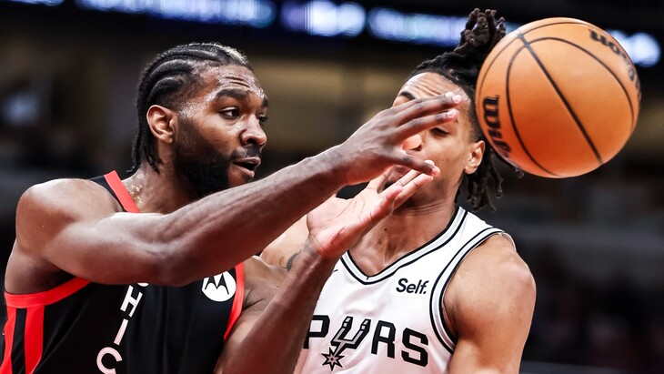 «Чикаго» — «Сан-Антонио»