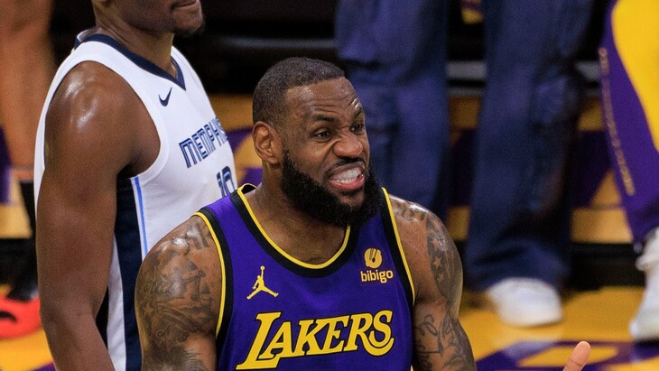 Леброн Джеймс