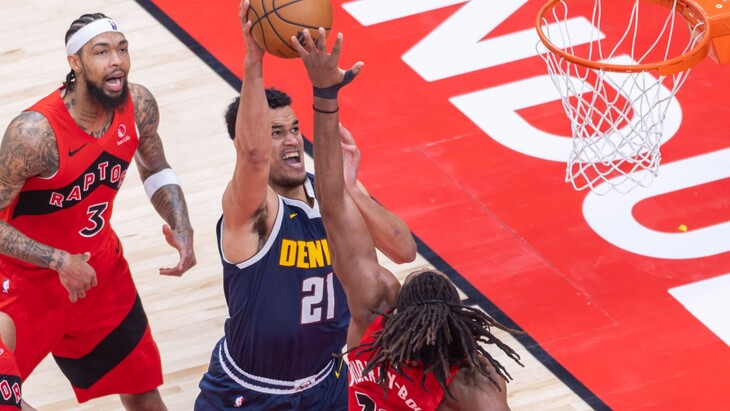 «Денвер» — «Торонто»