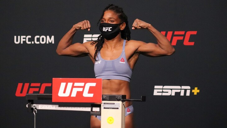 Анджела Хилл