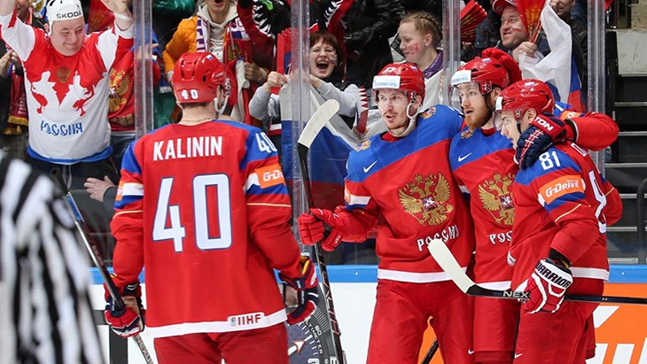 Хоккеисты сборной России