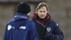 Валерий Карпин