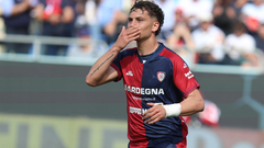 Себастьяно Эспозито («Кальяри») — средний из трёх братьев 