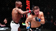 Асу Алмабаев (справа)