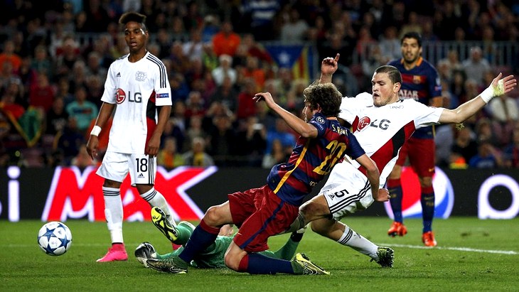 «Барселона» с трудом выиграла у «Байера» на «Камп Ноу»