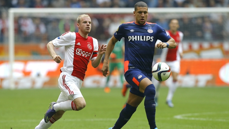 В случае победы, ПСВ догонит «Аякс»