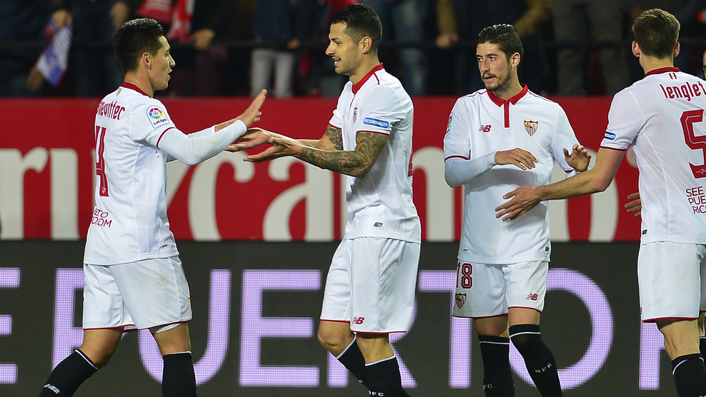 Футболисты «Севильи»