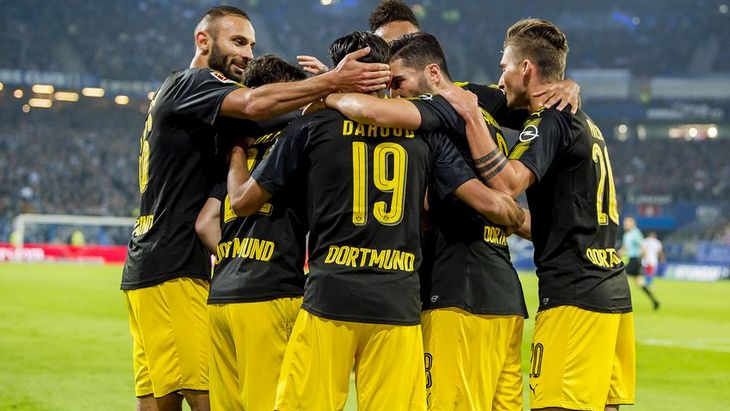 «Боруссия» удерживает лидерство в Бундеслиге