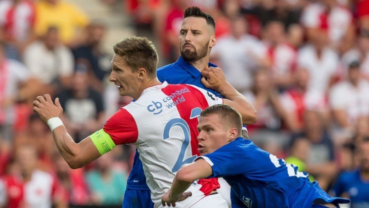 В первом матче команды обменялись голами