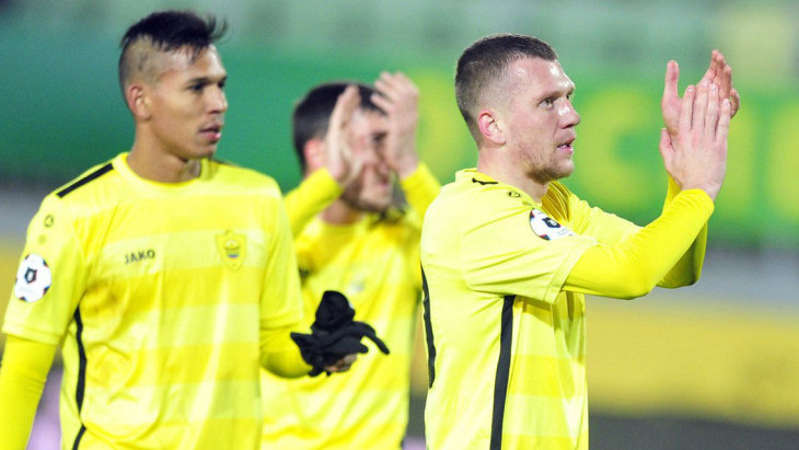 Футболисты «Анжи»