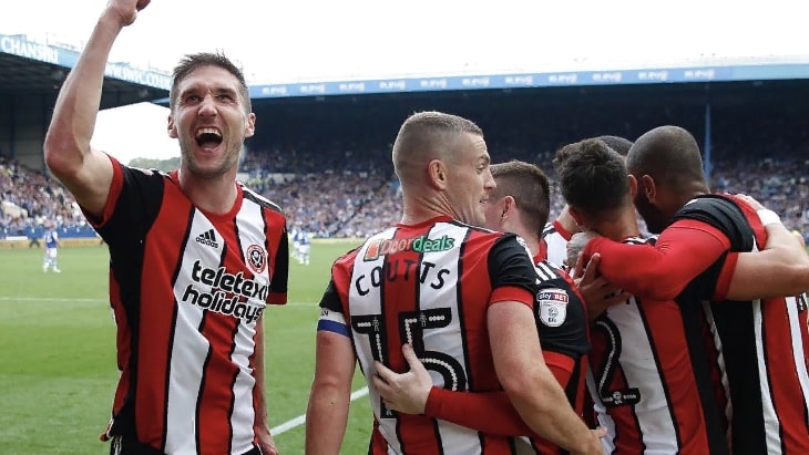 Футболисты гостевой команды