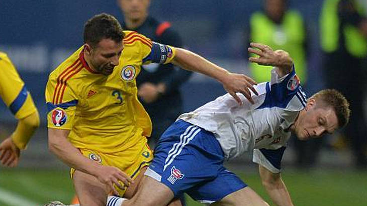 Румыния — Фарерские острова: фрагмент матча отбора Евро-2016