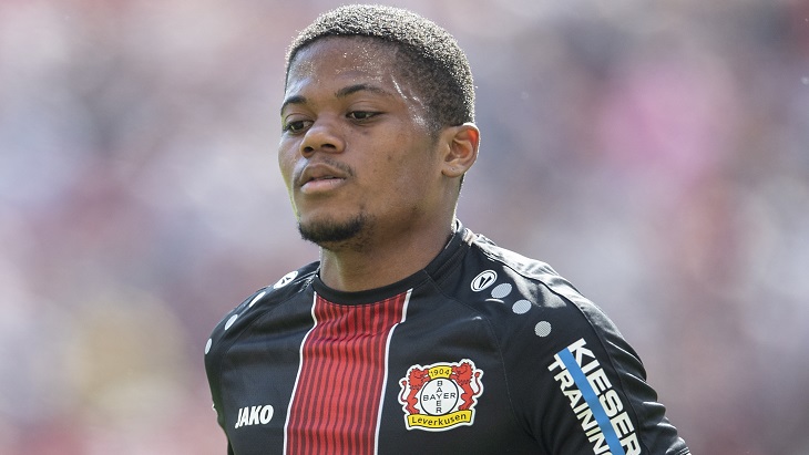 «Байер» в двух очках от зоны ЛЕ