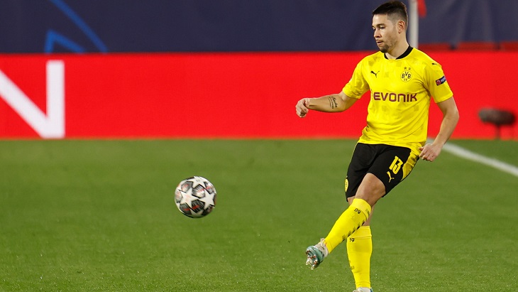 «Дортмунд» занимает шестое место