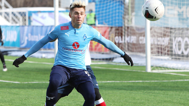 Футболист «Крылышек»