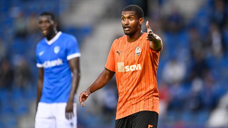 «Шахтер» выиграл у «Генка» в первом матче со счетом 2:1