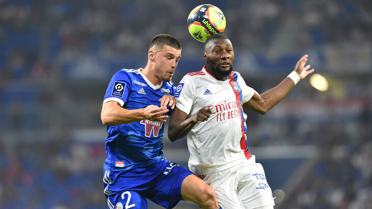 «Лион» в пяти матчах пропустил и забил по восемь мячей