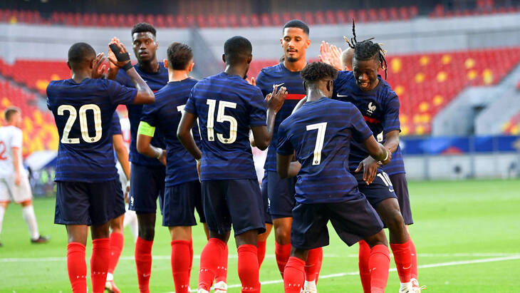 Французы на прошлой неделе разгромили Украину (5:0)