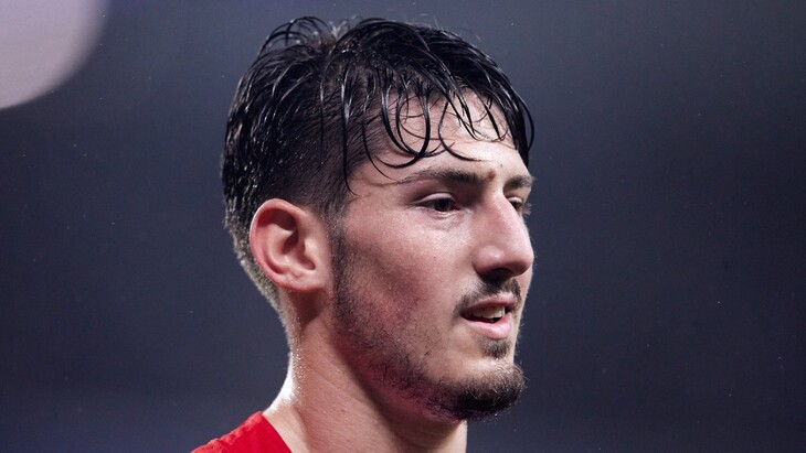 Унай Венседор