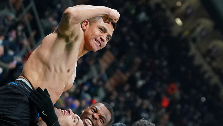 Алексис Санчес